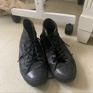 COPY - Black leather converse vintage